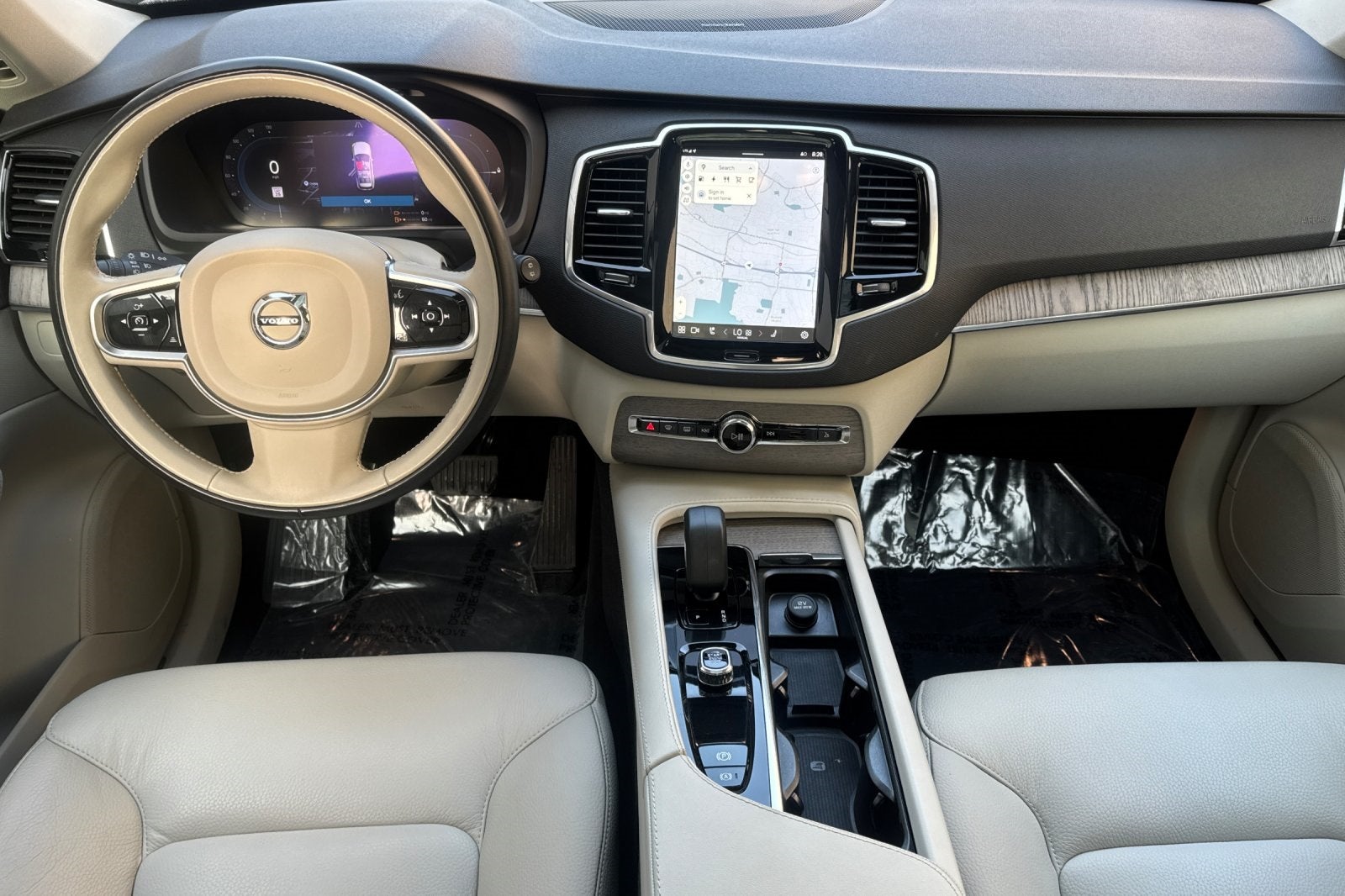 2024 Volvo XC90 Recharge Plug-In Hybrid T8 Plus 6 Passenger