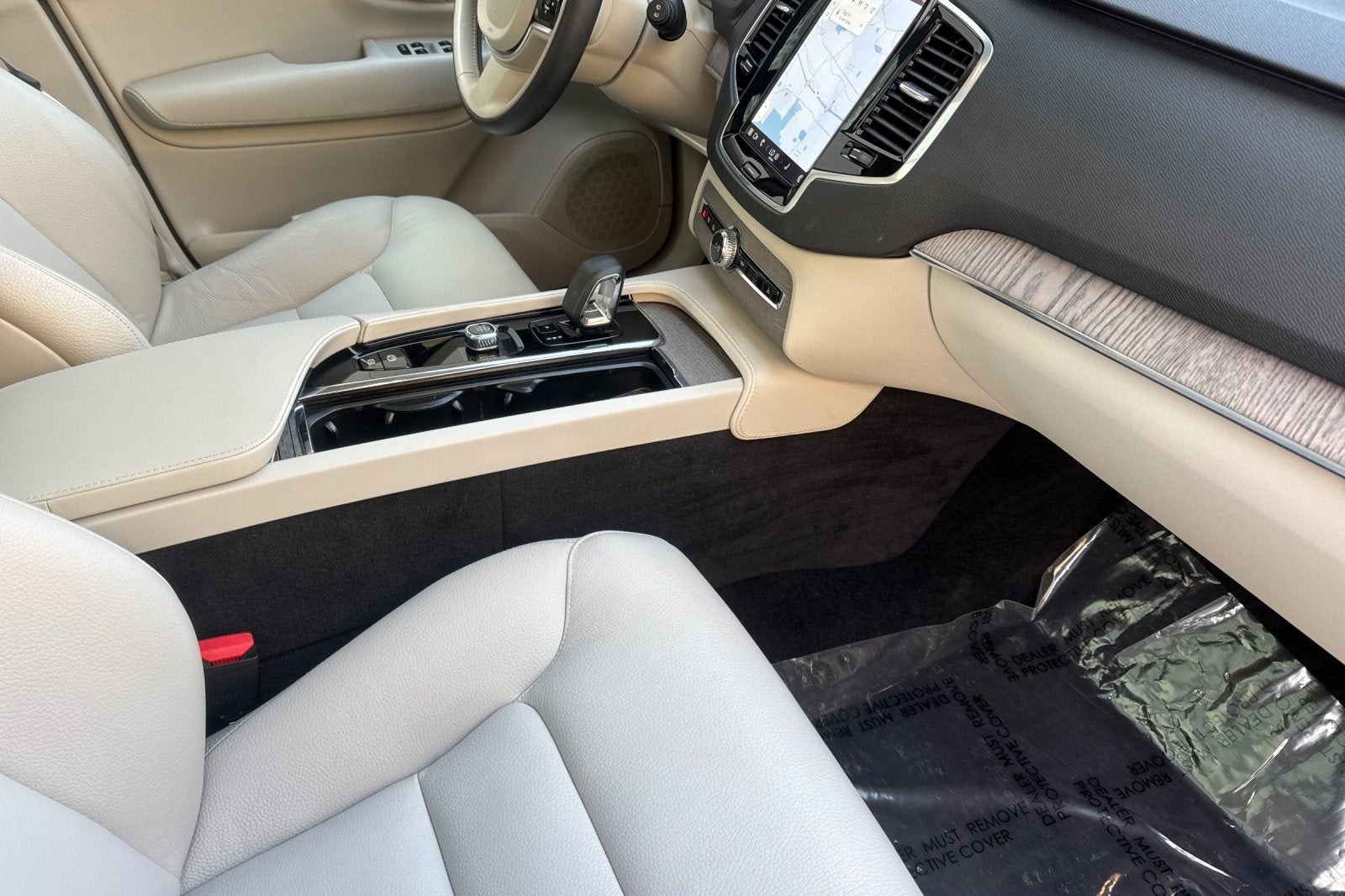 2024 Volvo XC90 Recharge Plug-In Hybrid T8 Plus 6 Passenger