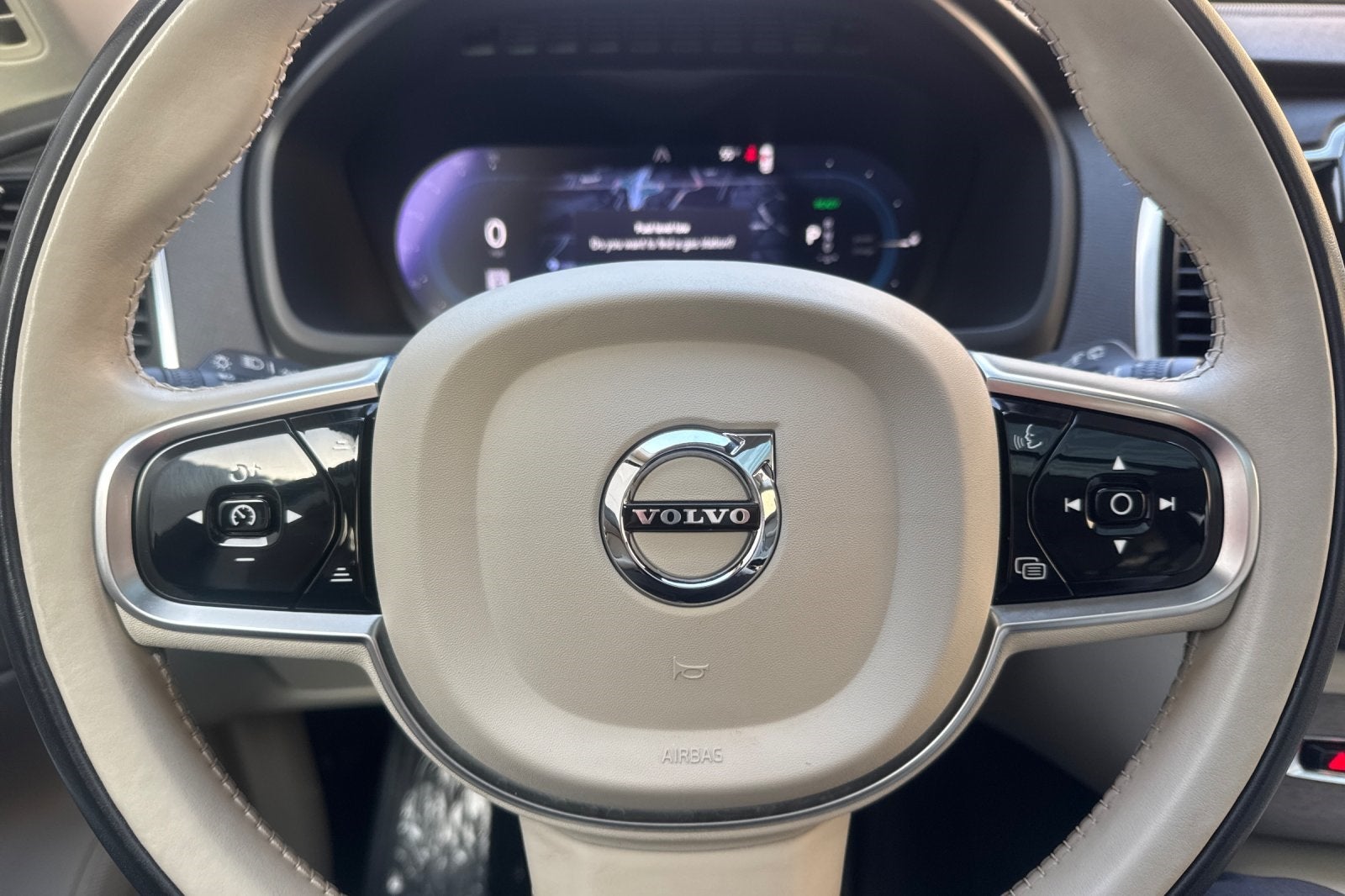 2024 Volvo XC90 Recharge Plug-In Hybrid T8 Plus 6 Passenger