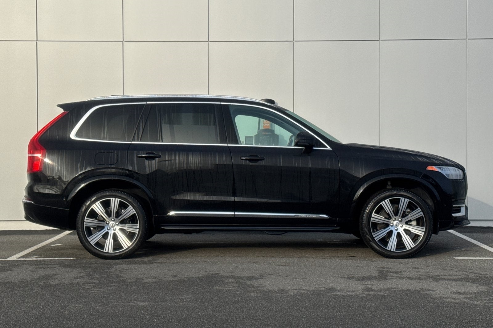 2024 Volvo XC90 Recharge Plug-In Hybrid T8 Plus 6 Passenger