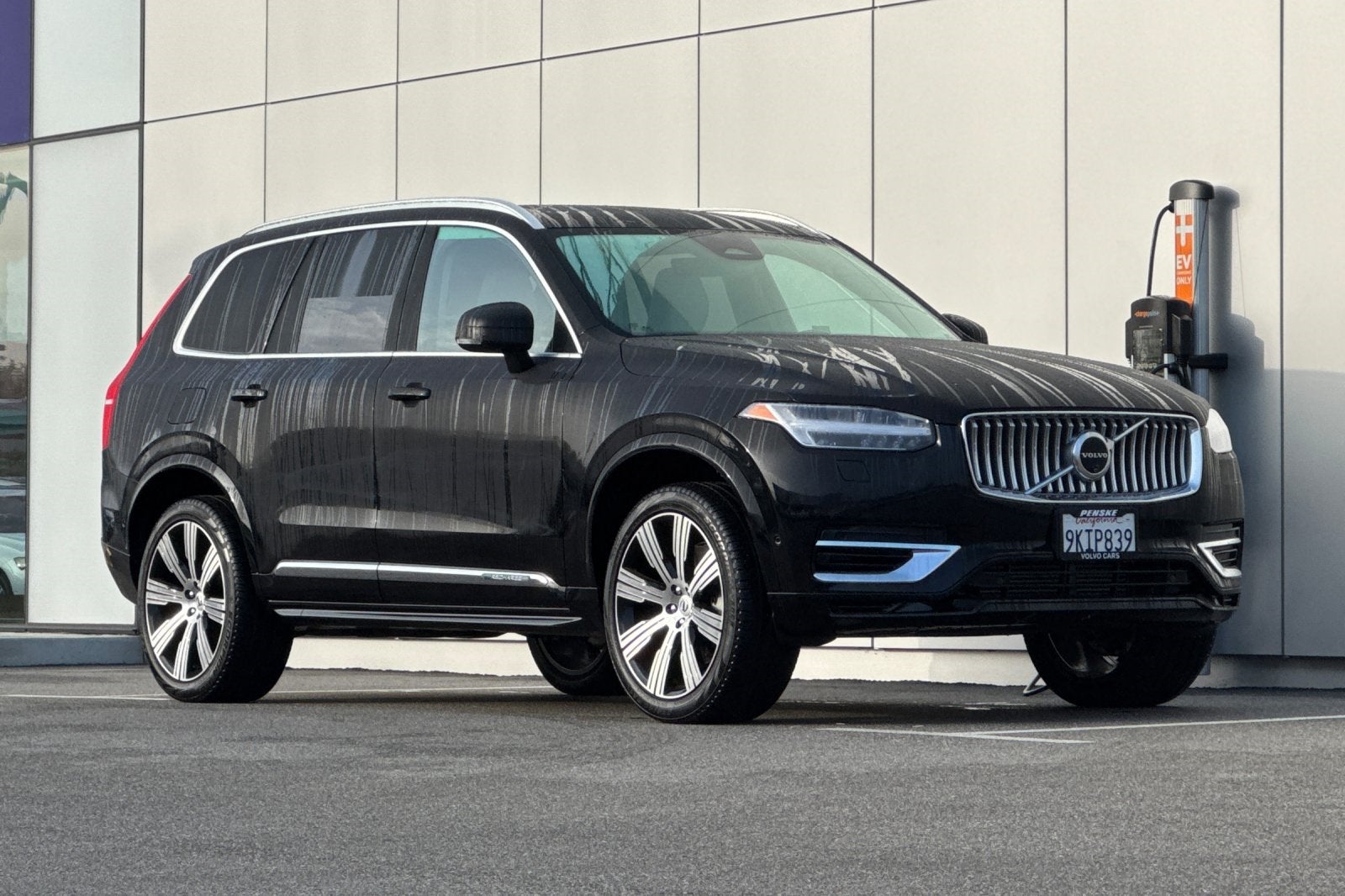 2024 Volvo XC90 Recharge Plug-In Hybrid T8 Plus 6 Passenger
