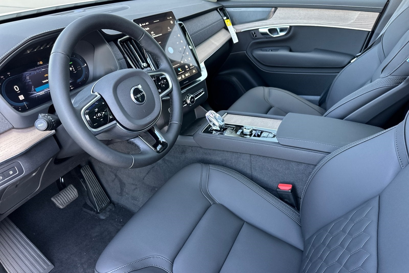 2025 Volvo XC90 Plug-In Hybrid T8 Plus 7 Passenger 2025.5