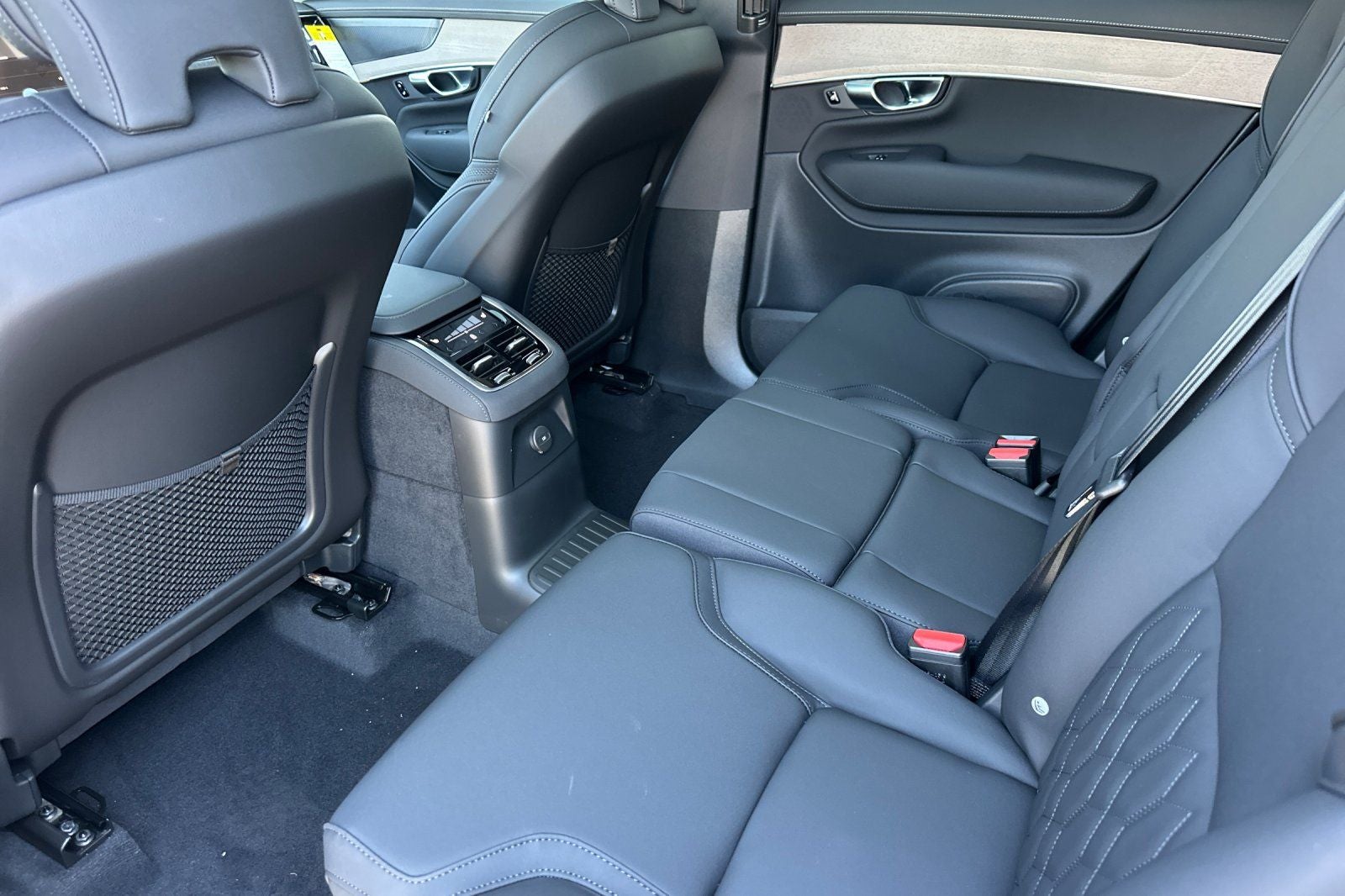 2025 Volvo XC90 Plug-In Hybrid T8 Plus 7 Passenger 2025.5