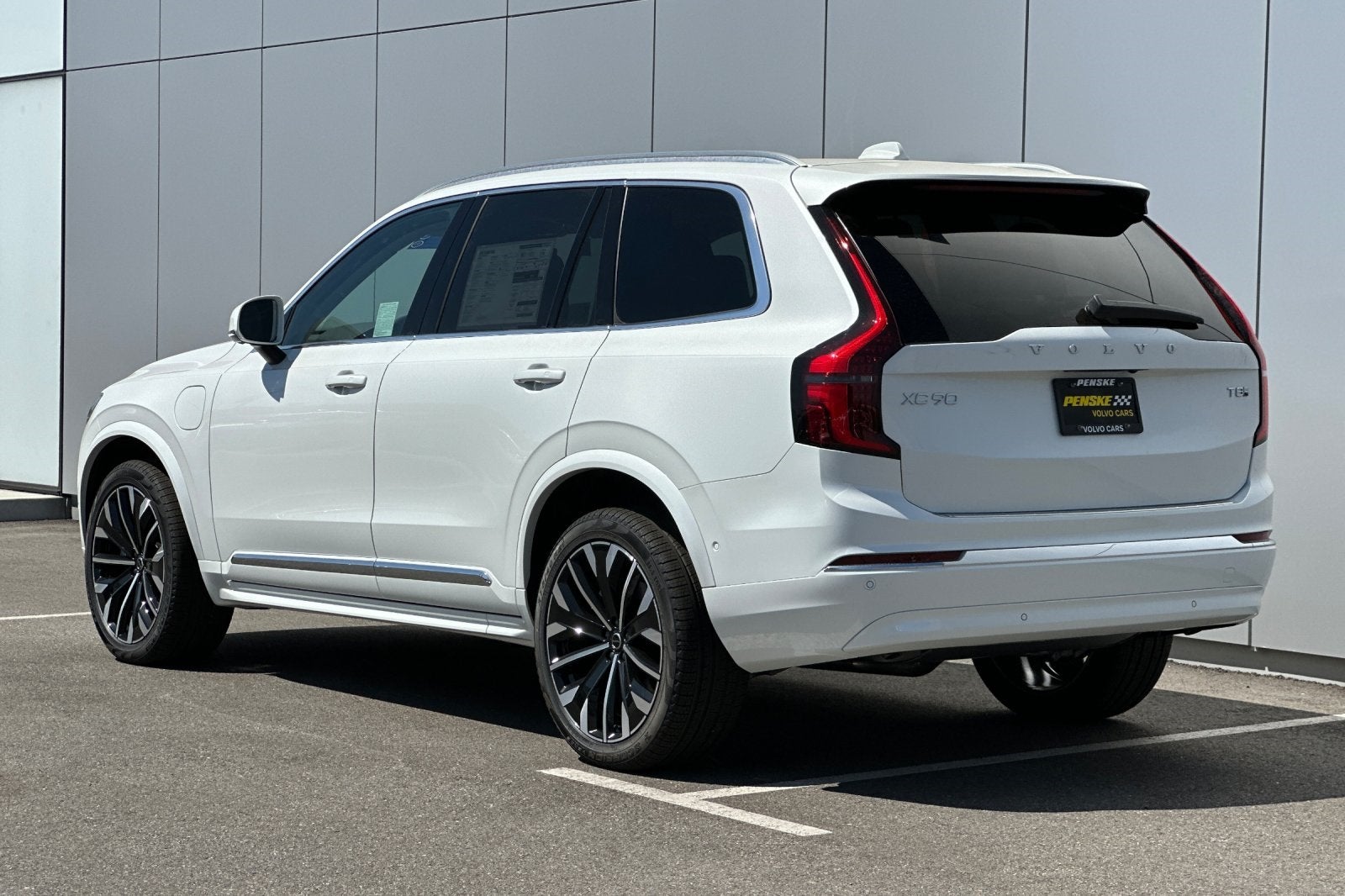 2025 Volvo XC90 Plug-In Hybrid T8 Plus 7 Passenger 2025.5