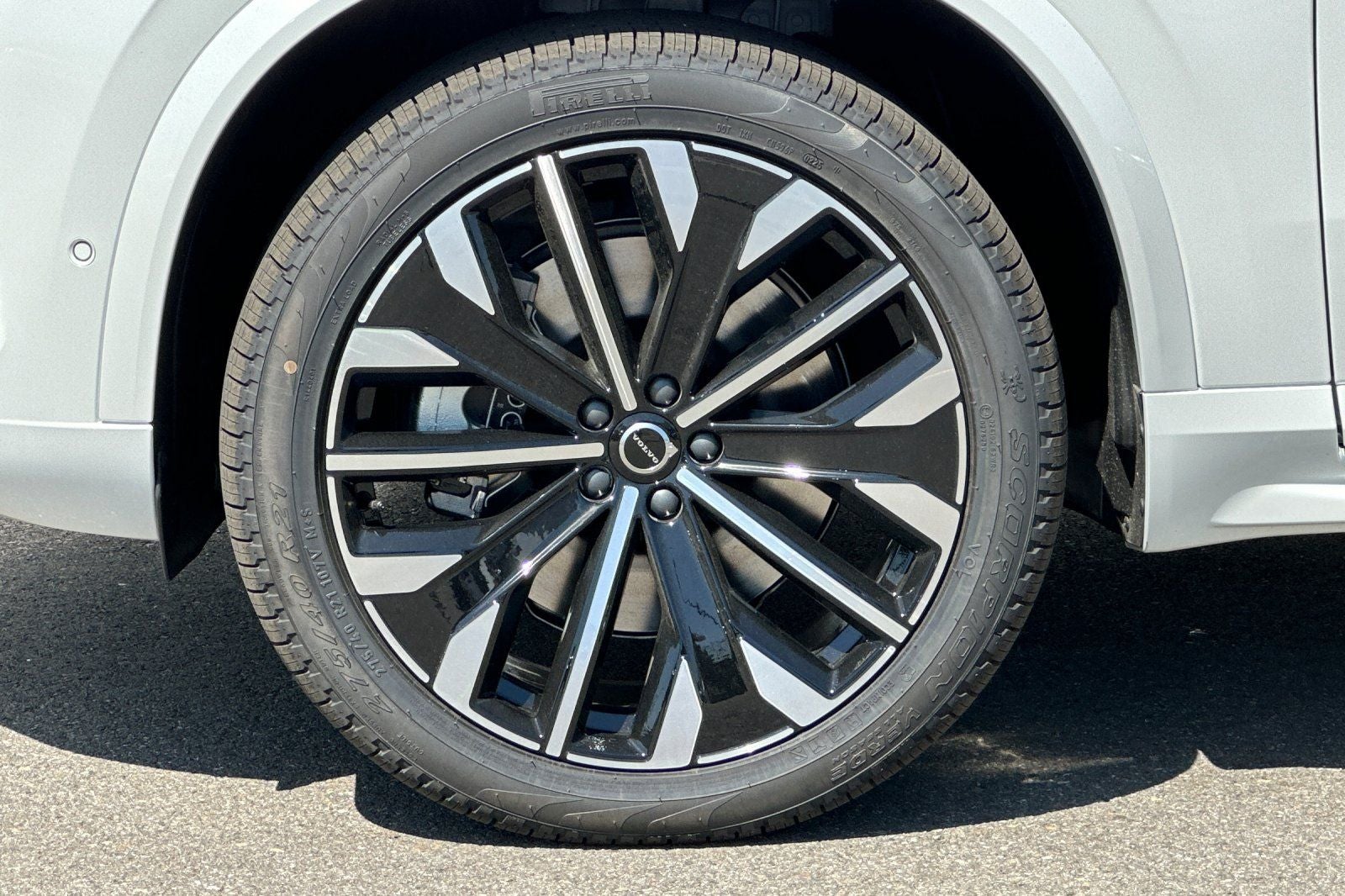 2025 Volvo XC90 Plug-In Hybrid T8 Plus 7 Passenger 2025.5