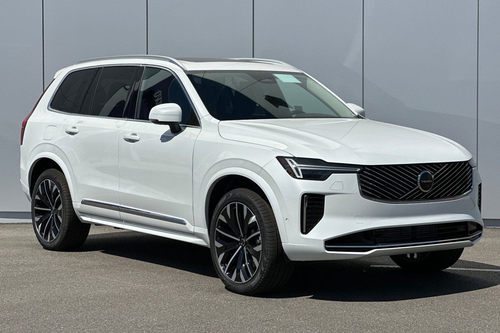 2025 Volvo XC90 Plug-In Hybrid T8 Plus 7 Passenger 2025.5