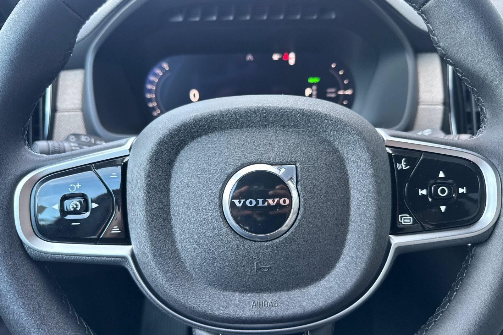 2026 Volvo XC90 Plug-In Hybrid T8 Plus 7 Passenger