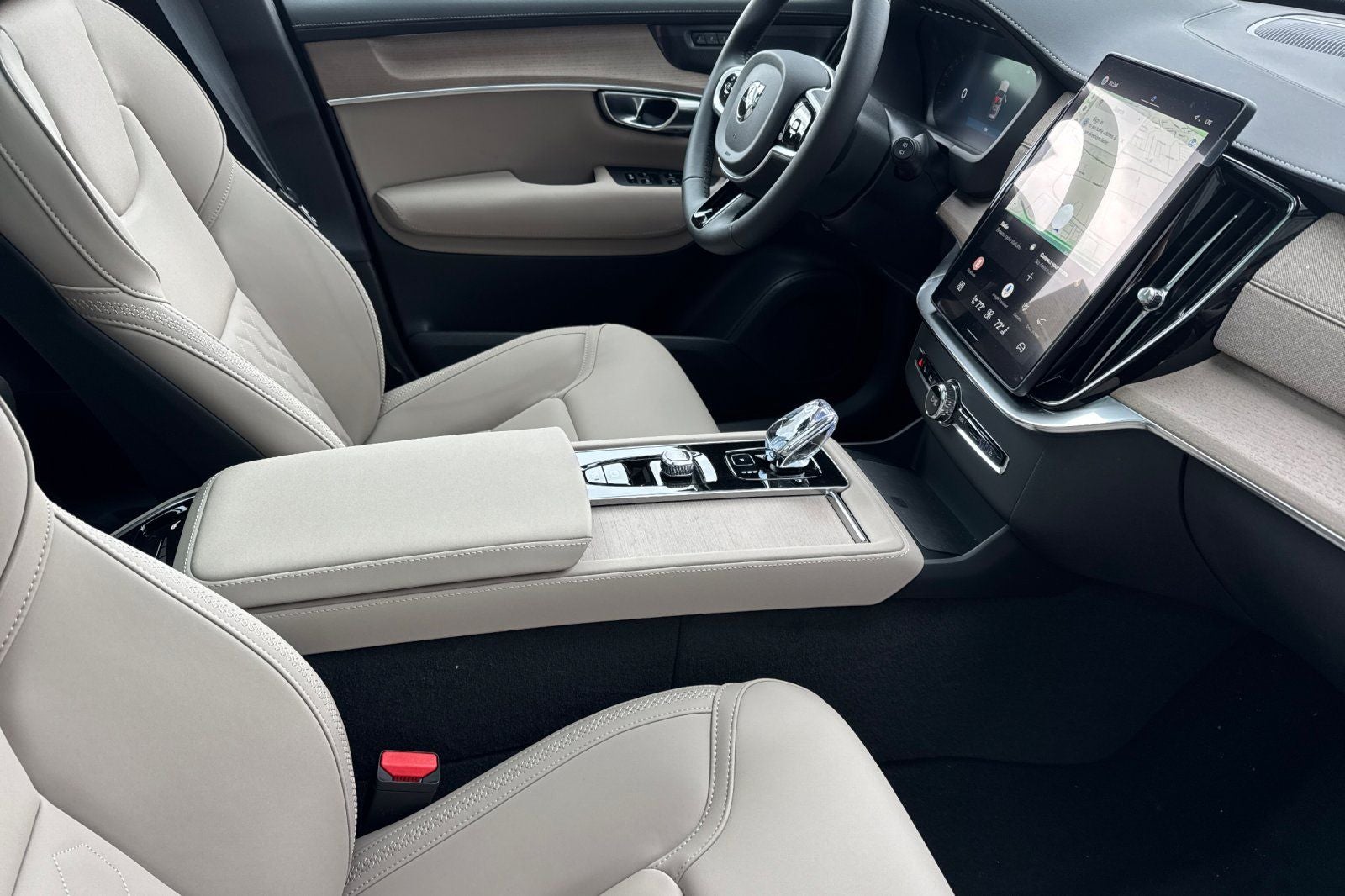 2026 Volvo XC90 Plug-In Hybrid T8 Plus 7 Passenger