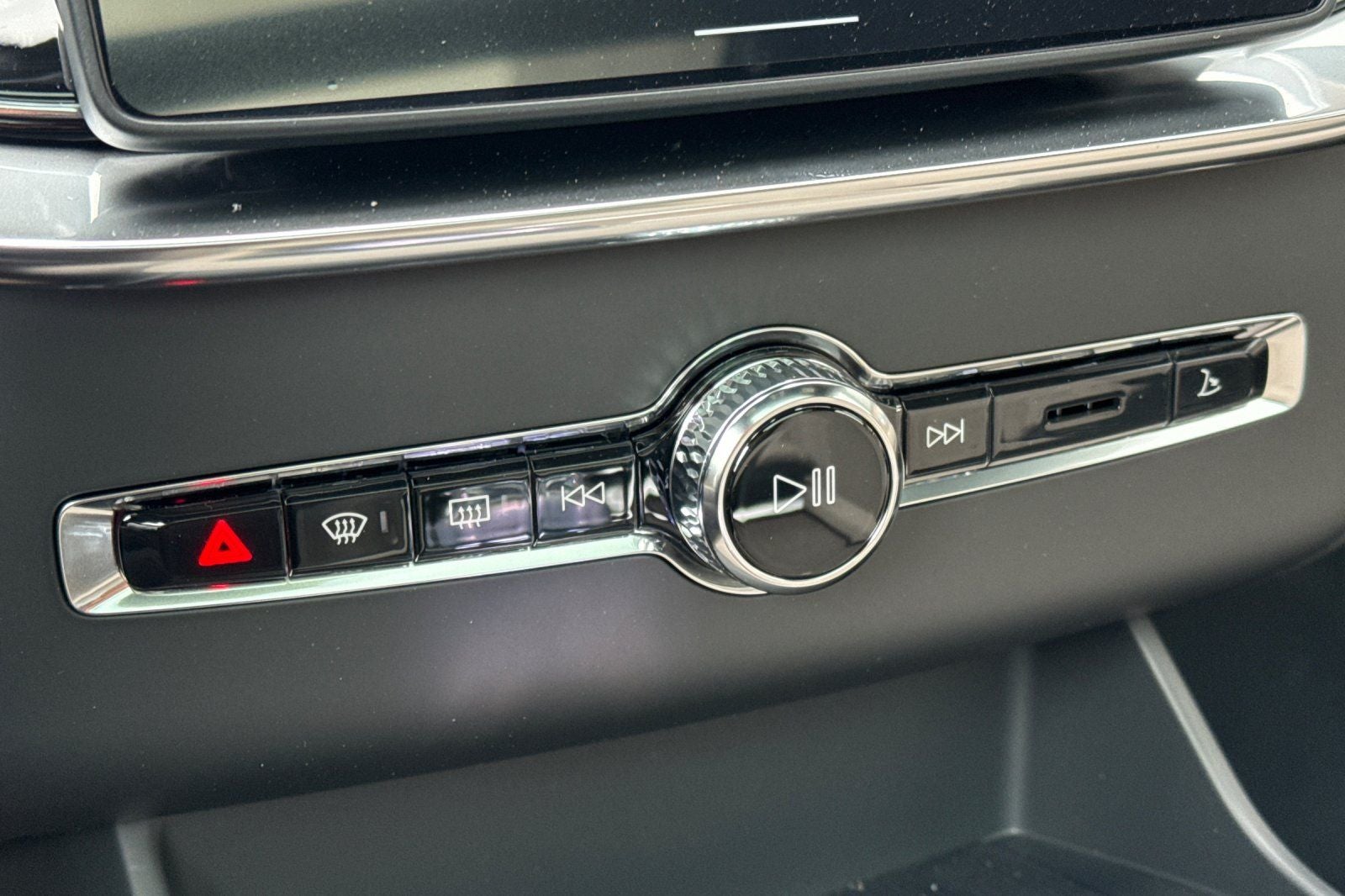 2026 Volvo XC90 Plug-In Hybrid T8 Plus 7 Passenger