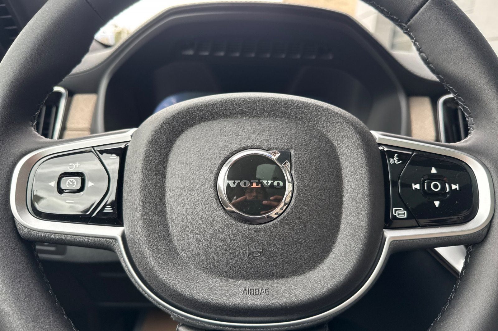 2026 Volvo XC90 Plug-In Hybrid T8 Plus 7 Passenger