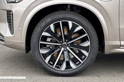 2026 Volvo XC90 Plug-In Hybrid T8 Plus 7 Passenger