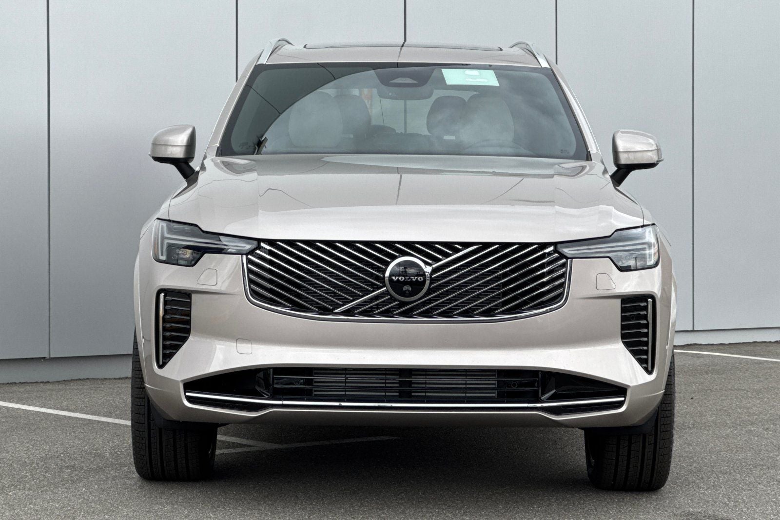 2026 Volvo XC90 Plug-In Hybrid T8 Plus 7 Passenger
