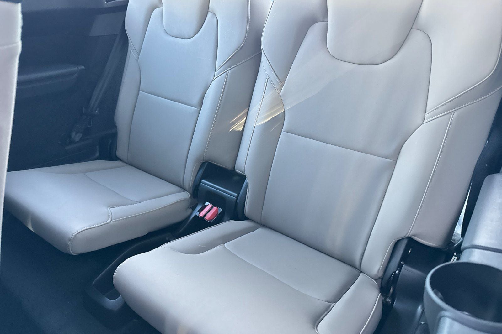 2026 Volvo XC90 Plug-In Hybrid T8 Plus 7 Passenger