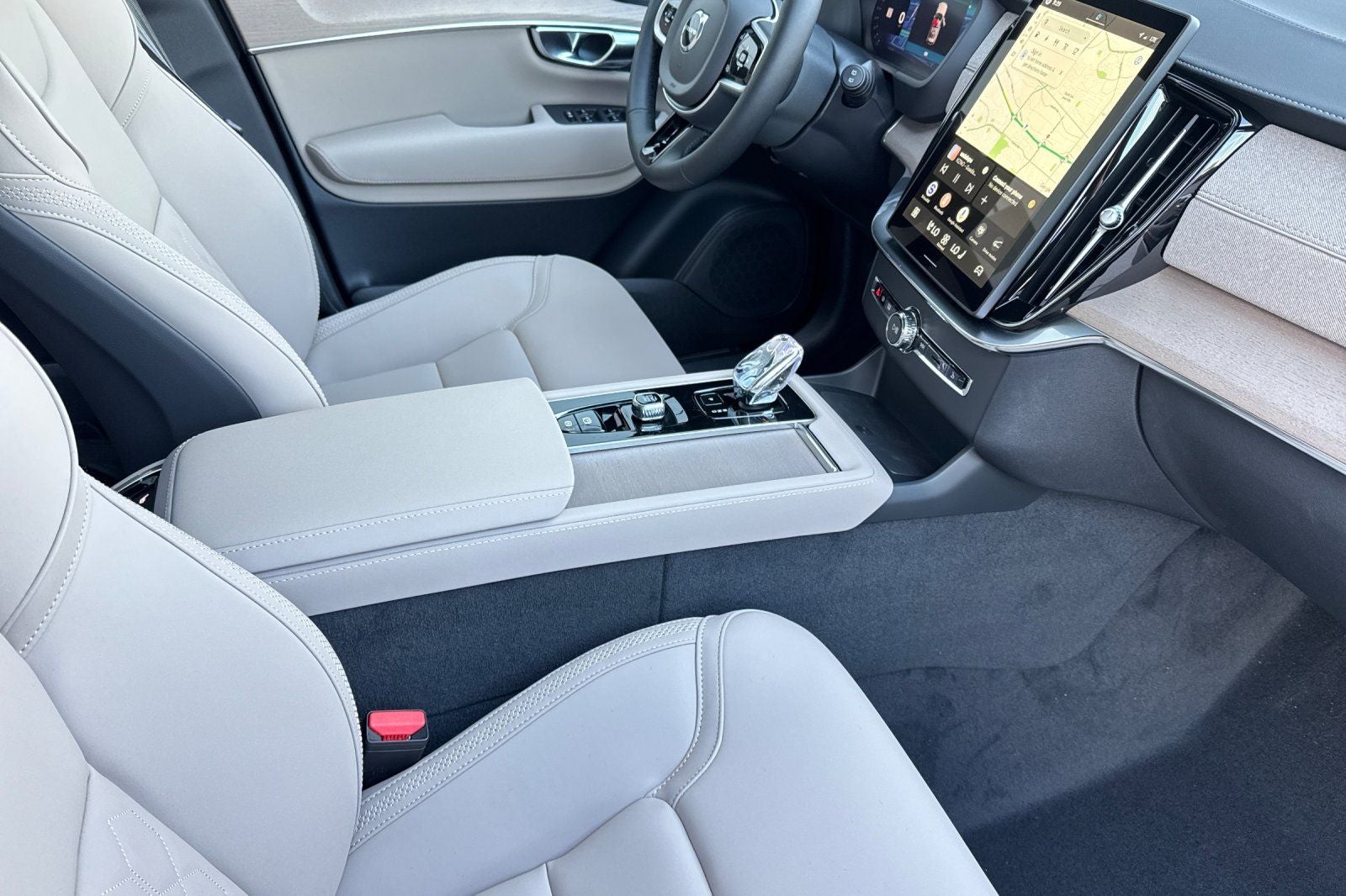 2026 Volvo XC90 Plug-In Hybrid T8 Plus 7 Passenger