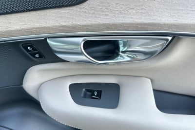 2026 Volvo XC90 Plug-In Hybrid T8 Plus 7 Passenger