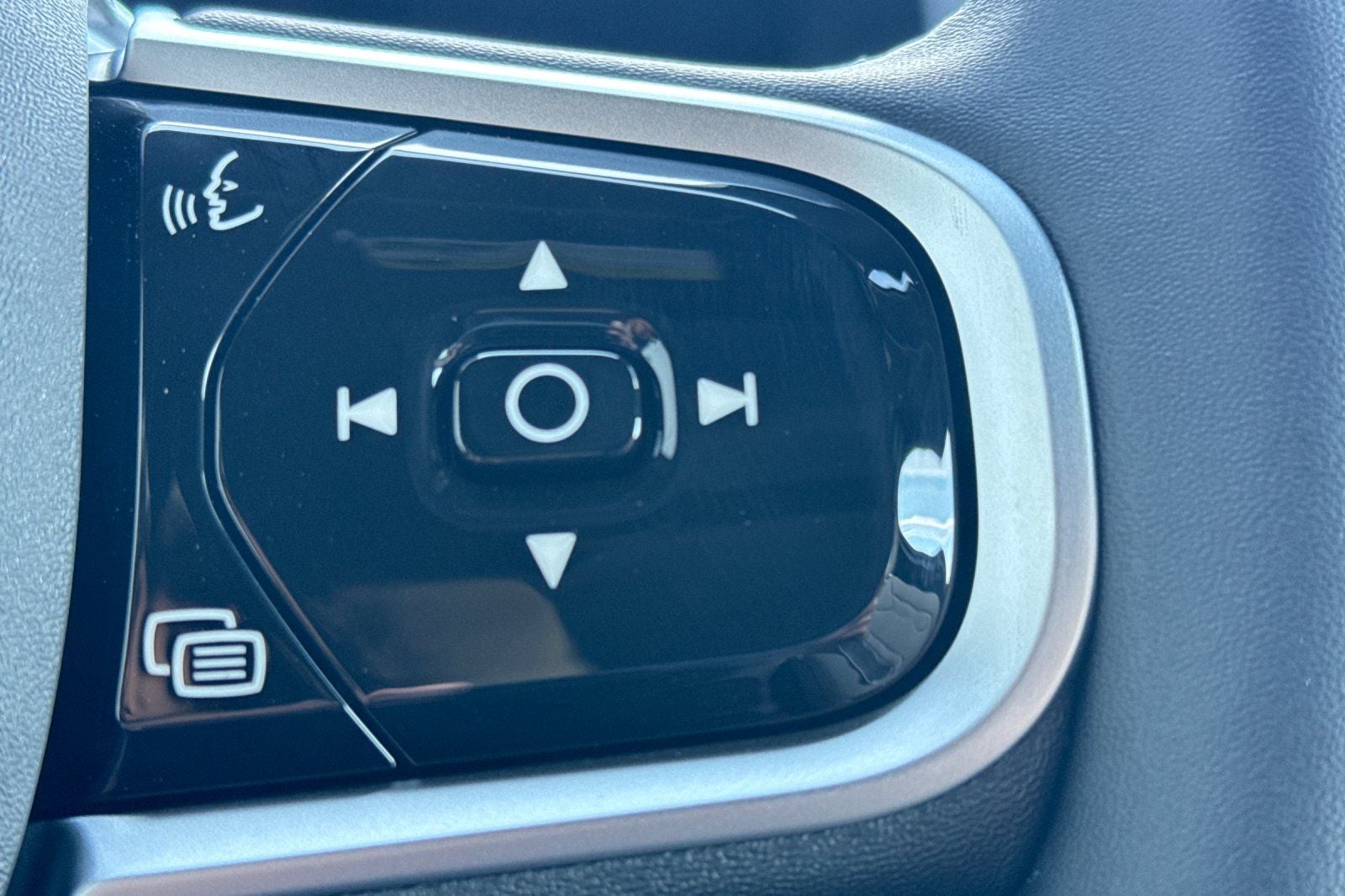 2026 Volvo XC90 Plug-In Hybrid T8 Plus 7 Passenger