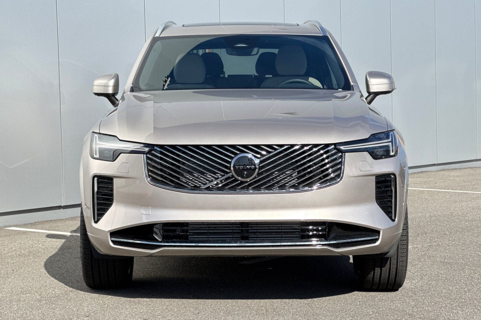 2026 Volvo XC90 Plug-In Hybrid T8 Plus 7 Passenger