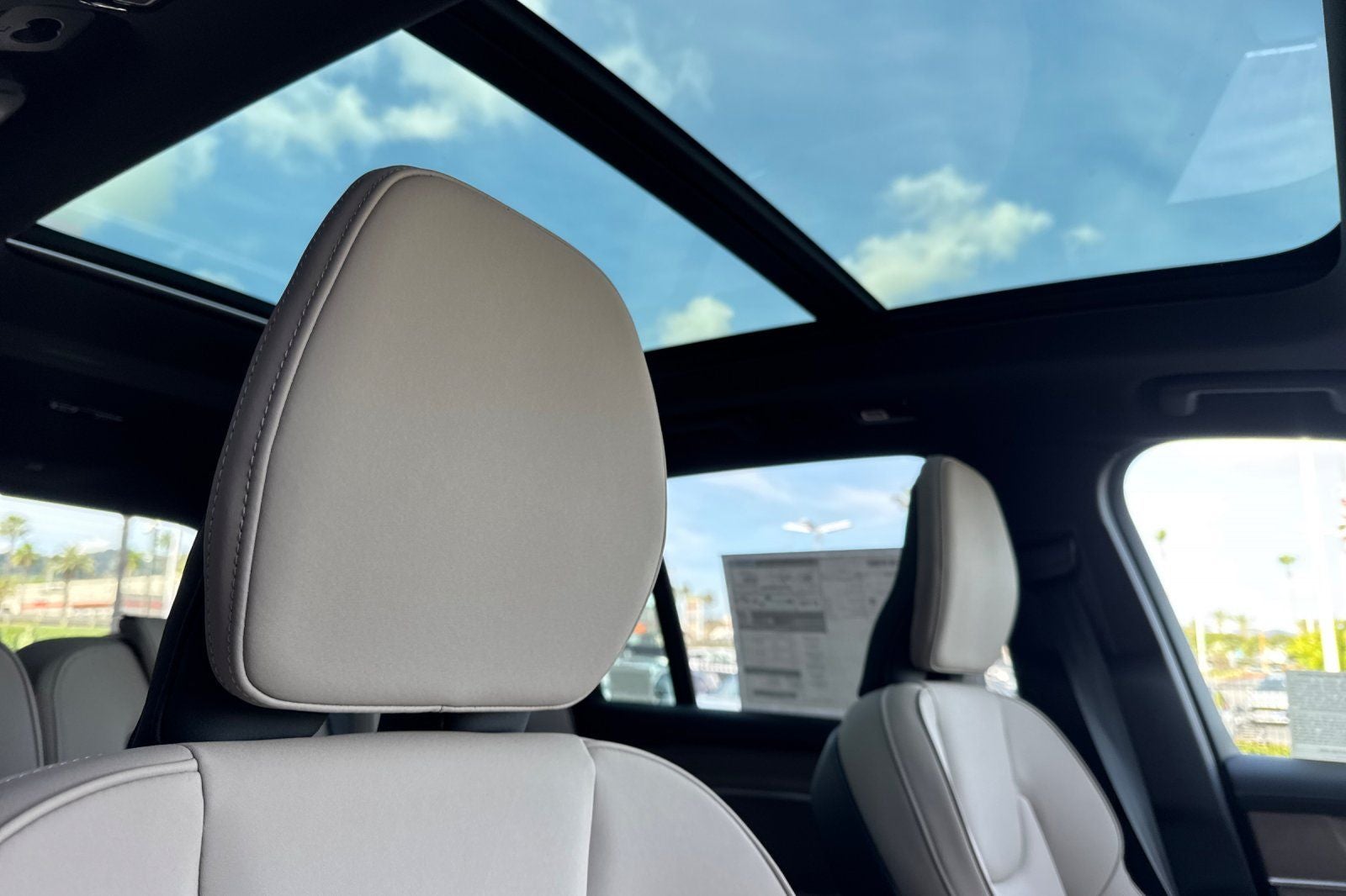2026 Volvo XC90 Plug-In Hybrid T8 Plus 7 Passenger