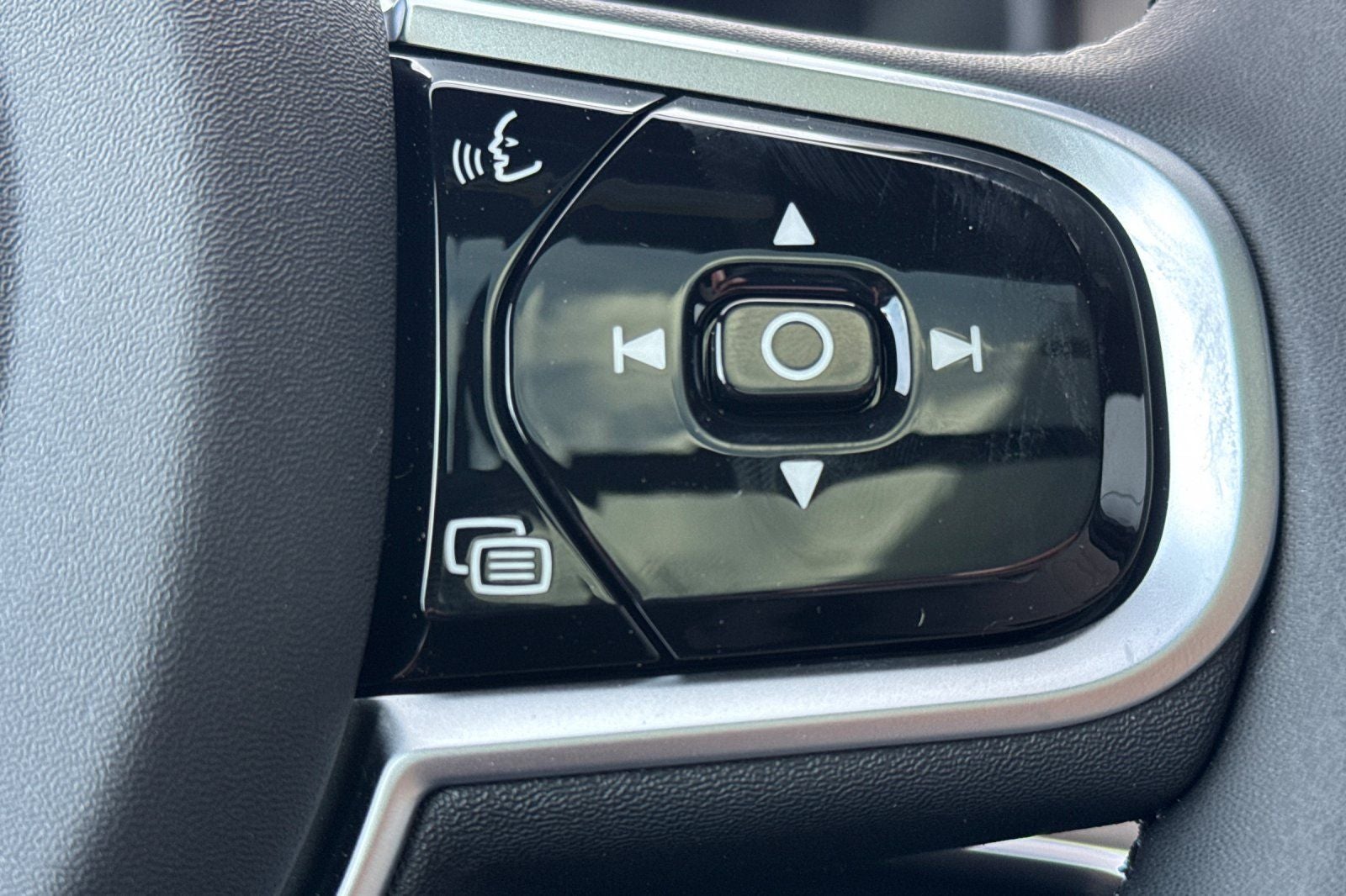2026 Volvo XC90 Plug-In Hybrid T8 Plus 7 Passenger