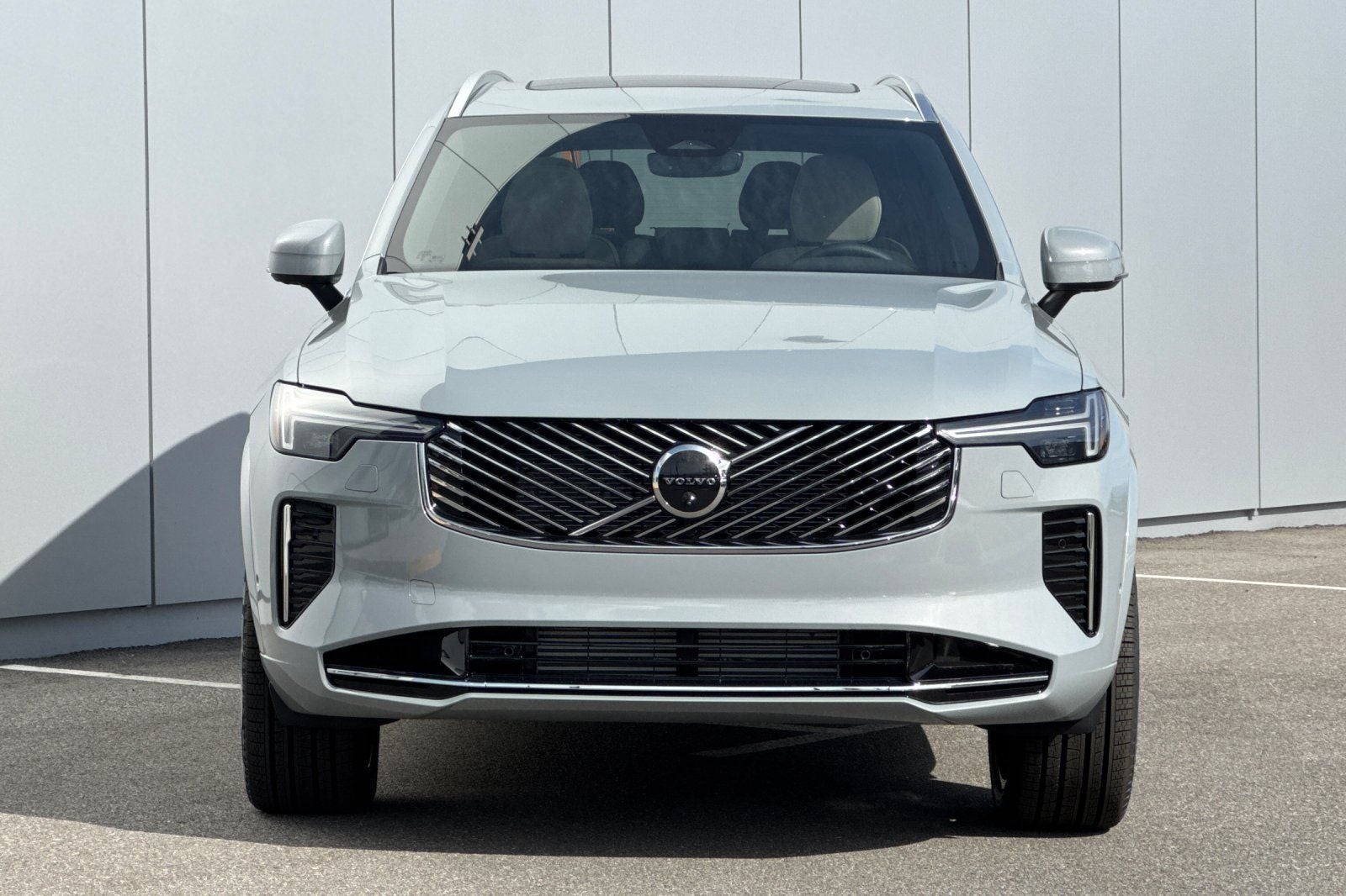 2026 Volvo XC90 Plug-In Hybrid T8 Plus 7 Passenger