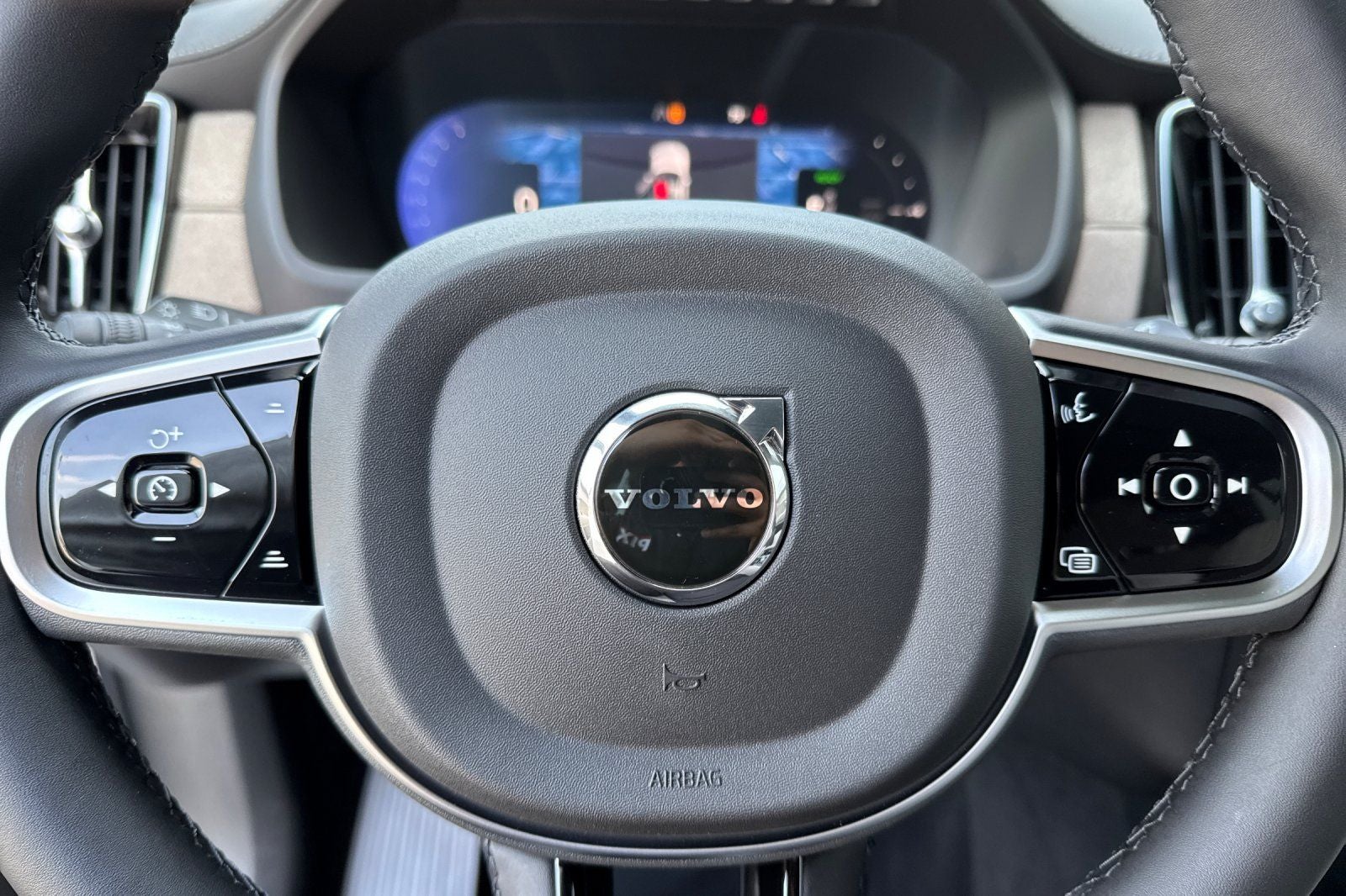 2026 Volvo XC90 Plug-In Hybrid T8 Plus 7 Passenger