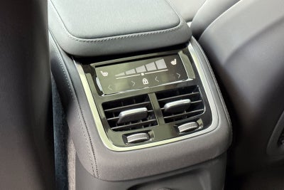2026 Volvo XC90 Plug-In Hybrid T8 Plus 7 Passenger