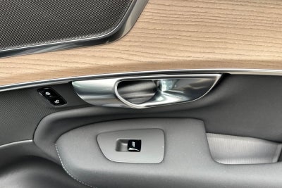2026 Volvo XC90 Plug-In Hybrid T8 Plus 7 Passenger