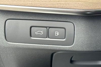 2026 Volvo XC90 Plug-In Hybrid T8 Plus 7 Passenger