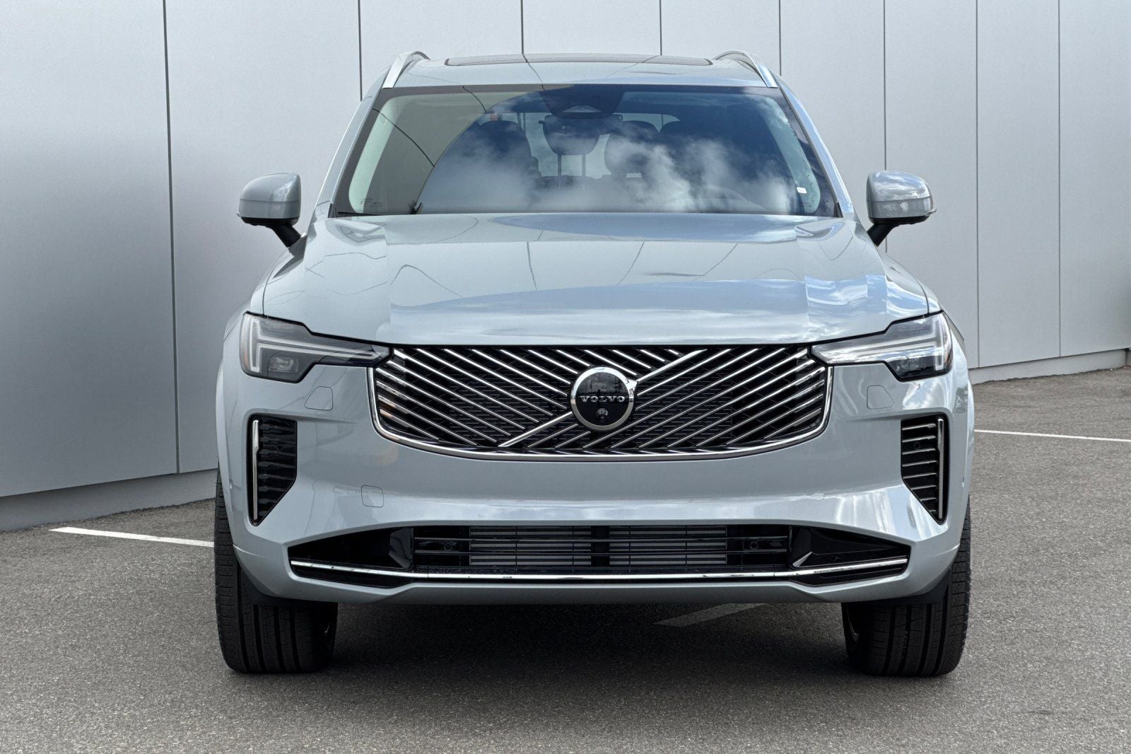2026 Volvo XC90 Plug-In Hybrid T8 Plus 7 Passenger