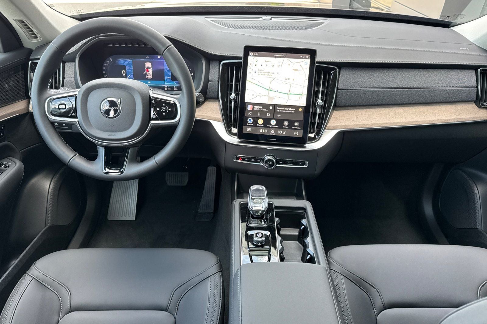 2026 Volvo XC90 Plug-In Hybrid T8 Plus 7 Passenger