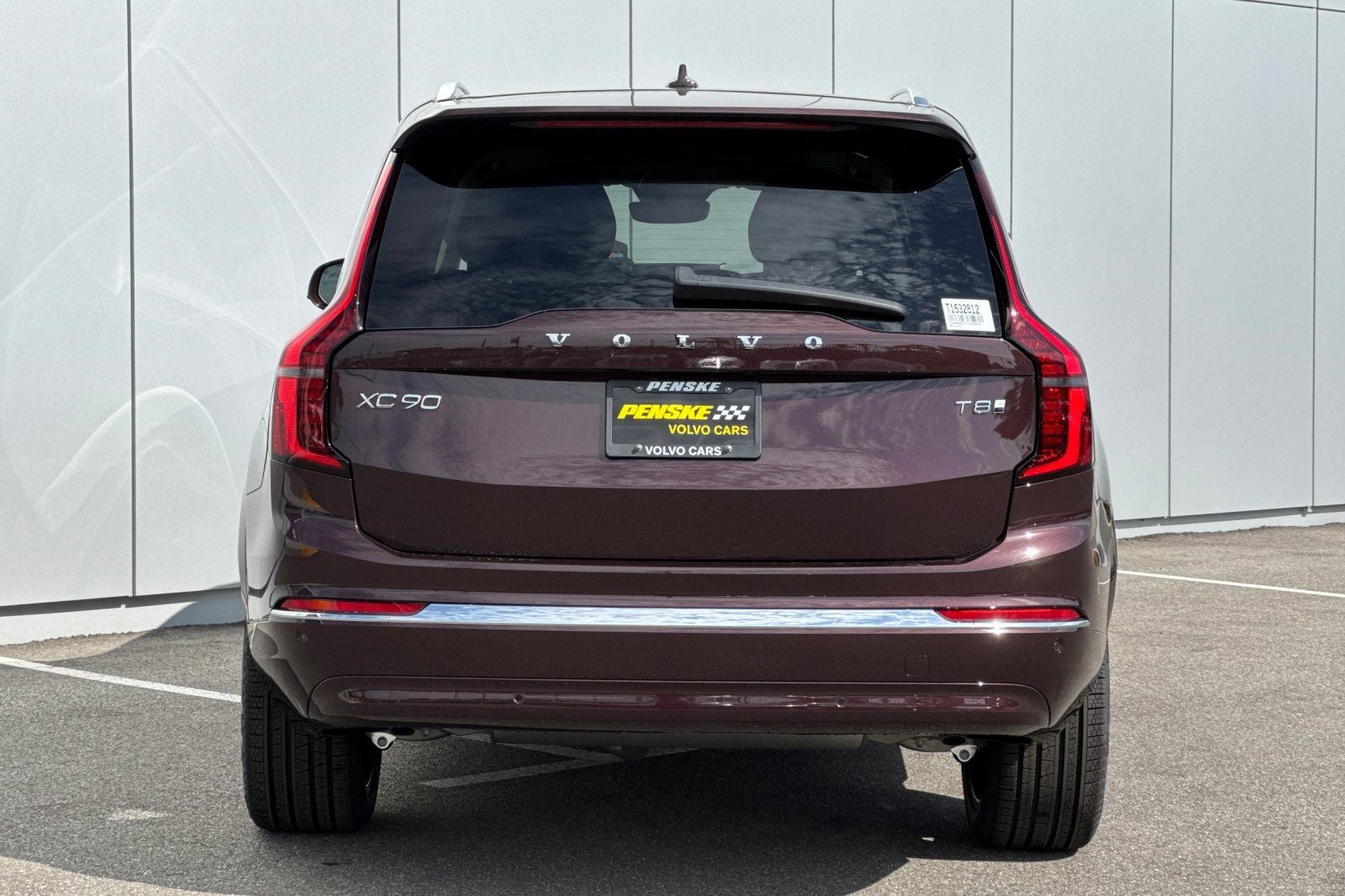 2026 Volvo XC90 Plug-In Hybrid T8 Plus 7 Passenger