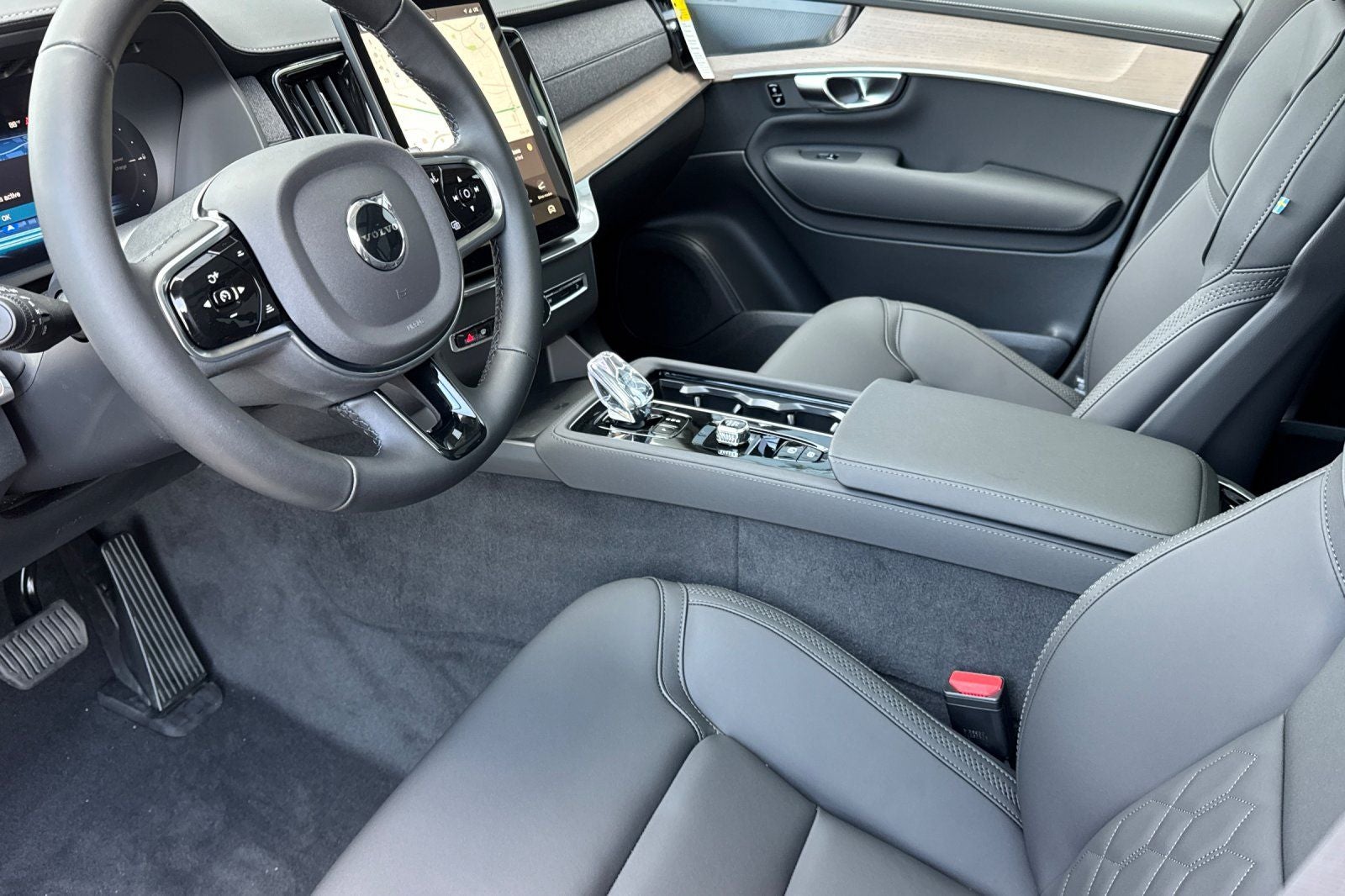 2026 Volvo XC90 Plug-In Hybrid T8 Plus 7 Passenger