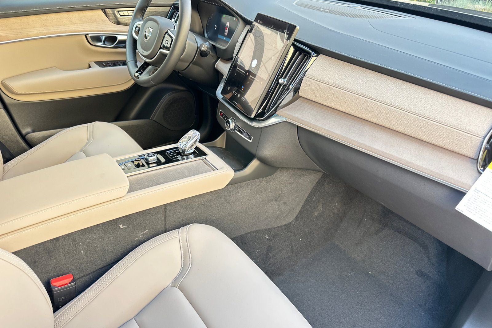 2026 Volvo XC90 Plug-In Hybrid T8 Plus 7 Passenger