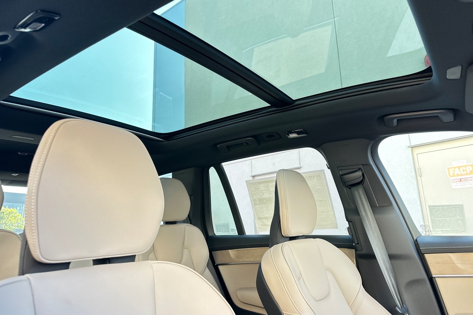 2026 Volvo XC90 Plug-In Hybrid T8 Plus 7 Passenger