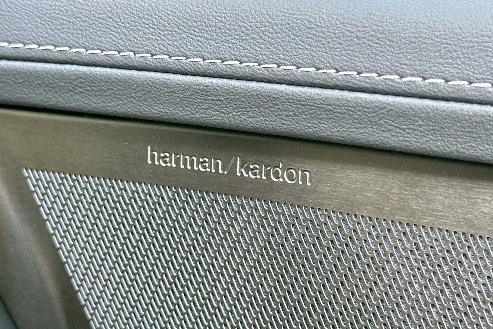 2026 Volvo XC90 Plug-In Hybrid T8 Plus 7 Passenger