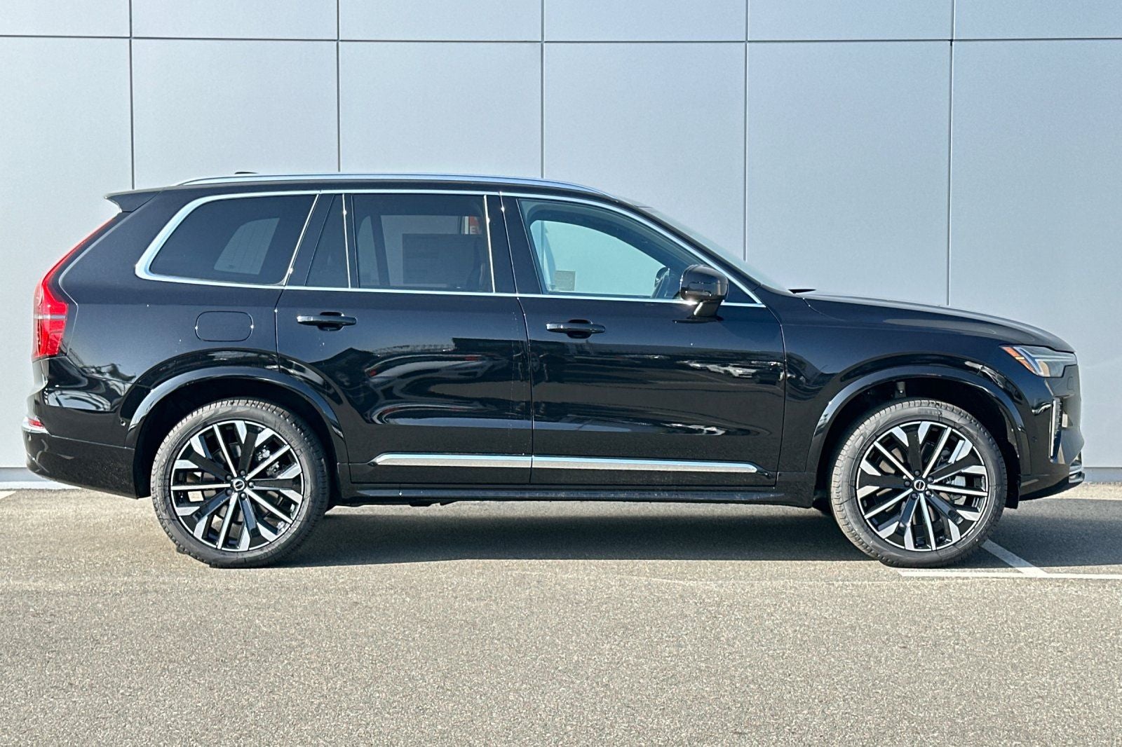 2026 Volvo XC90 Plug-In Hybrid T8 Plus 7 Passenger