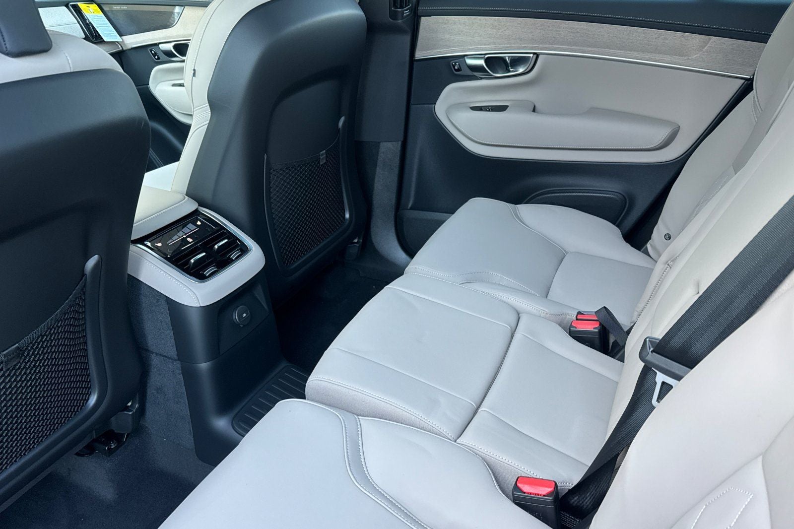 2026 Volvo XC90 Plug-In Hybrid T8 Plus 7 Passenger