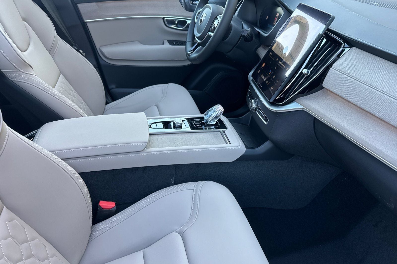 2026 Volvo XC90 Plug-In Hybrid T8 Plus 7 Passenger