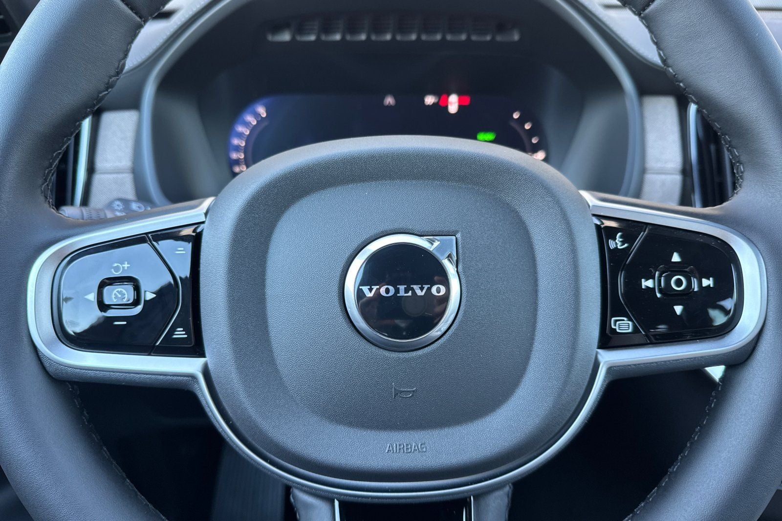 2026 Volvo XC90 Plug-In Hybrid T8 Plus 7 Passenger