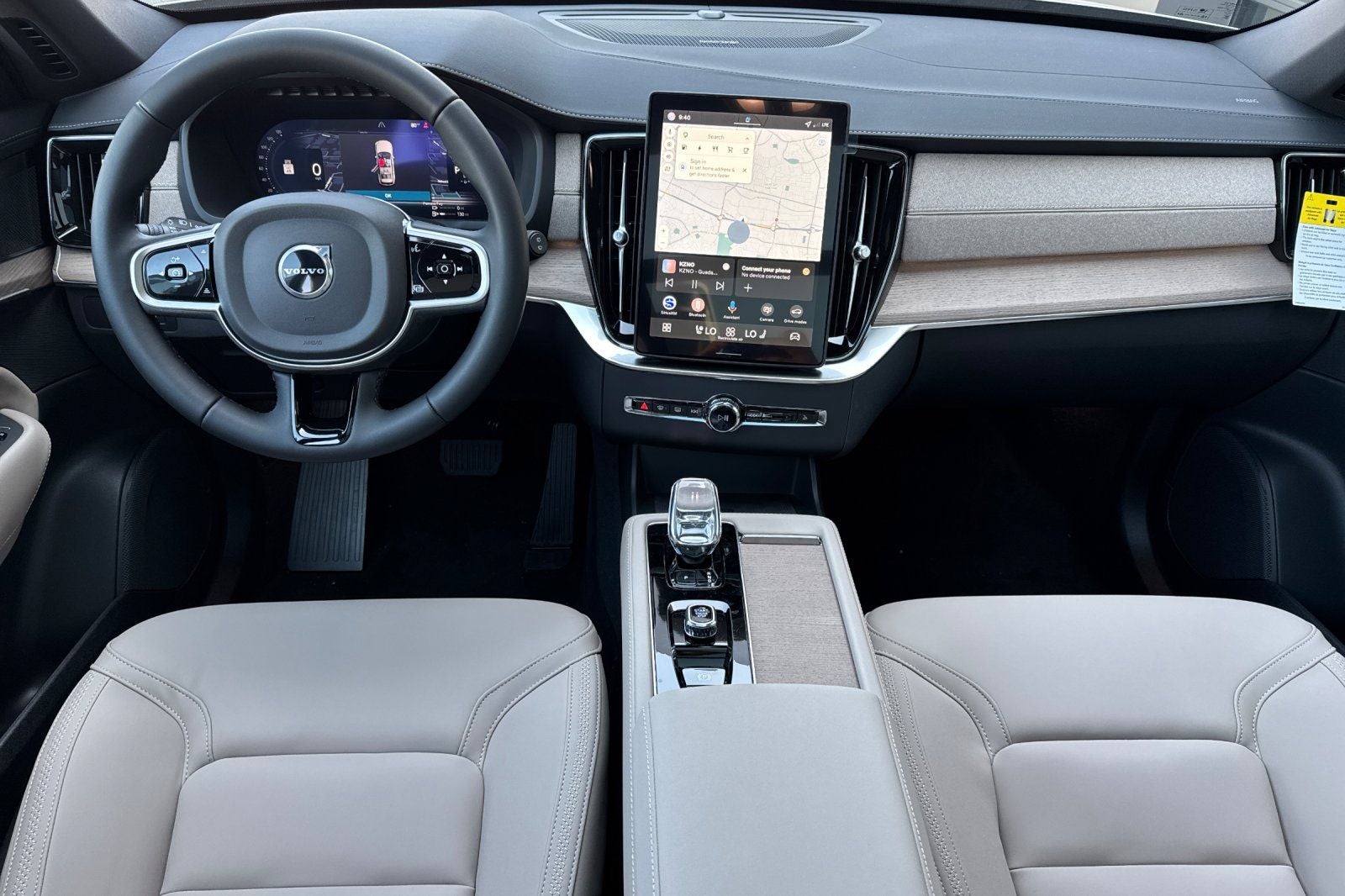 2026 Volvo XC90 Plug-In Hybrid T8 Plus 7 Passenger