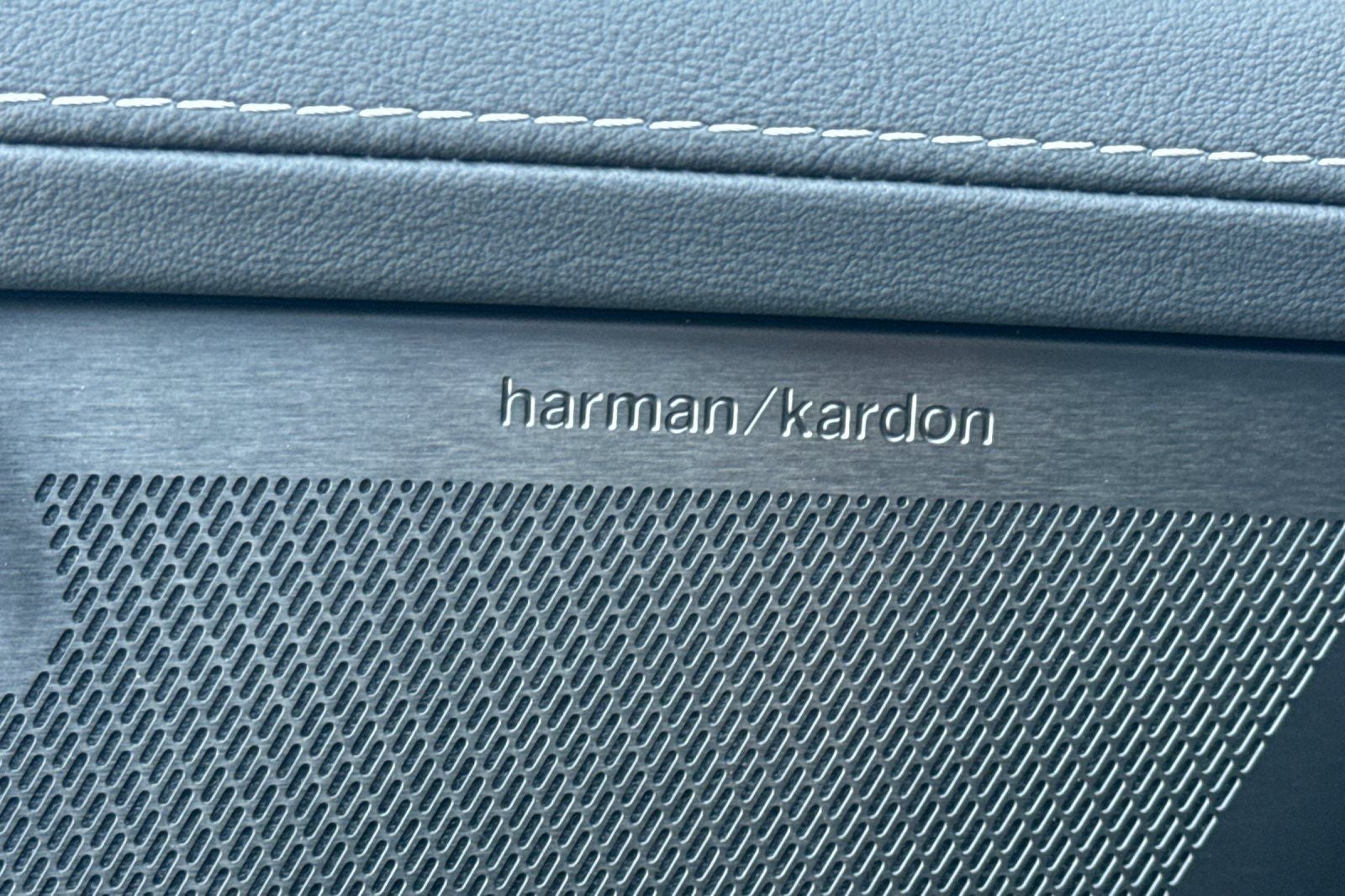 2026 Volvo XC90 Plug-In Hybrid T8 Plus 7 Passenger