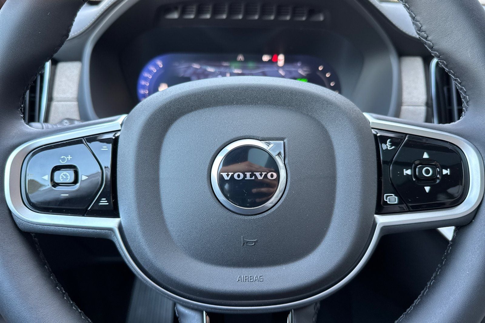 2026 Volvo XC90 Plug-In Hybrid T8 Plus 7 Passenger