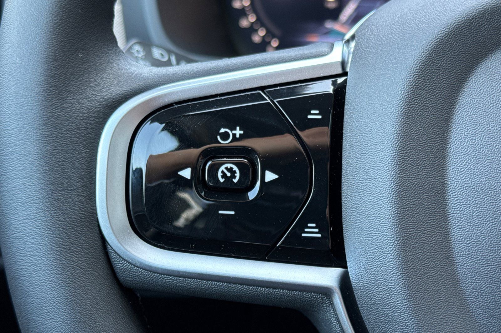 2026 Volvo XC90 Plug-In Hybrid T8 Plus 7 Passenger