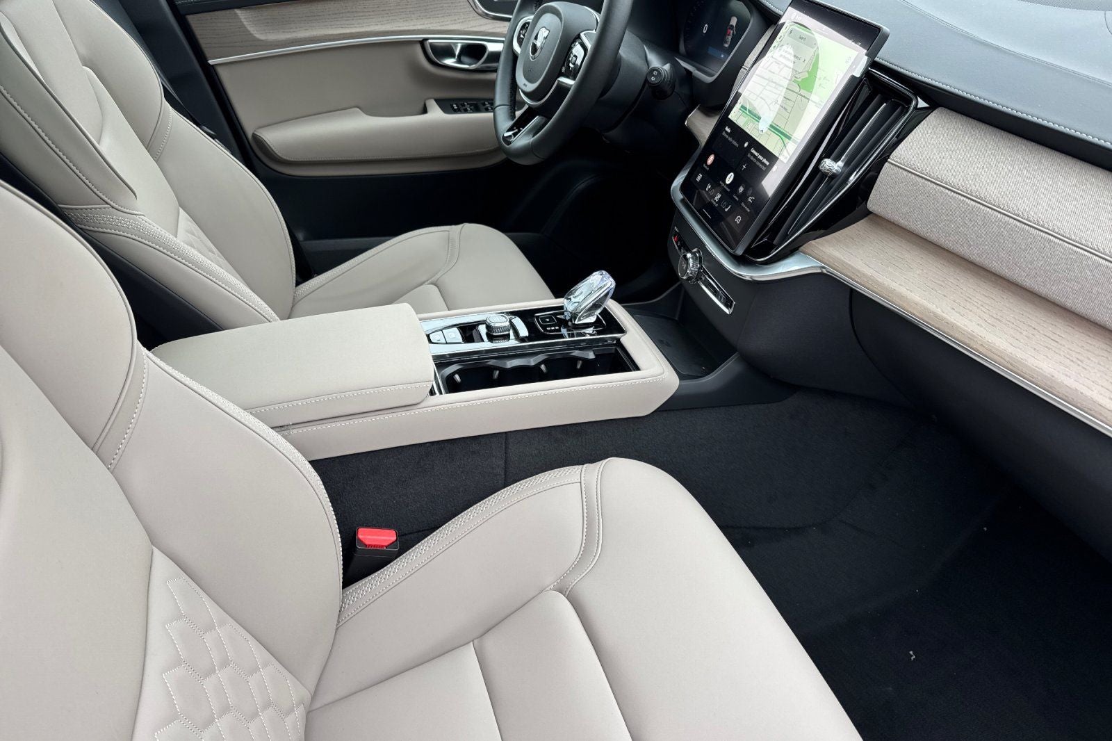 2026 Volvo XC90 Plug-In Hybrid T8 Plus 7 Passenger