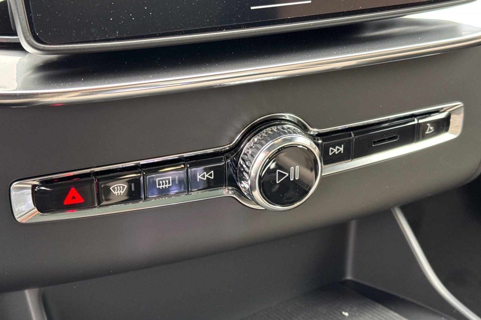 2026 Volvo XC90 Plug-In Hybrid T8 Plus 7 Passenger