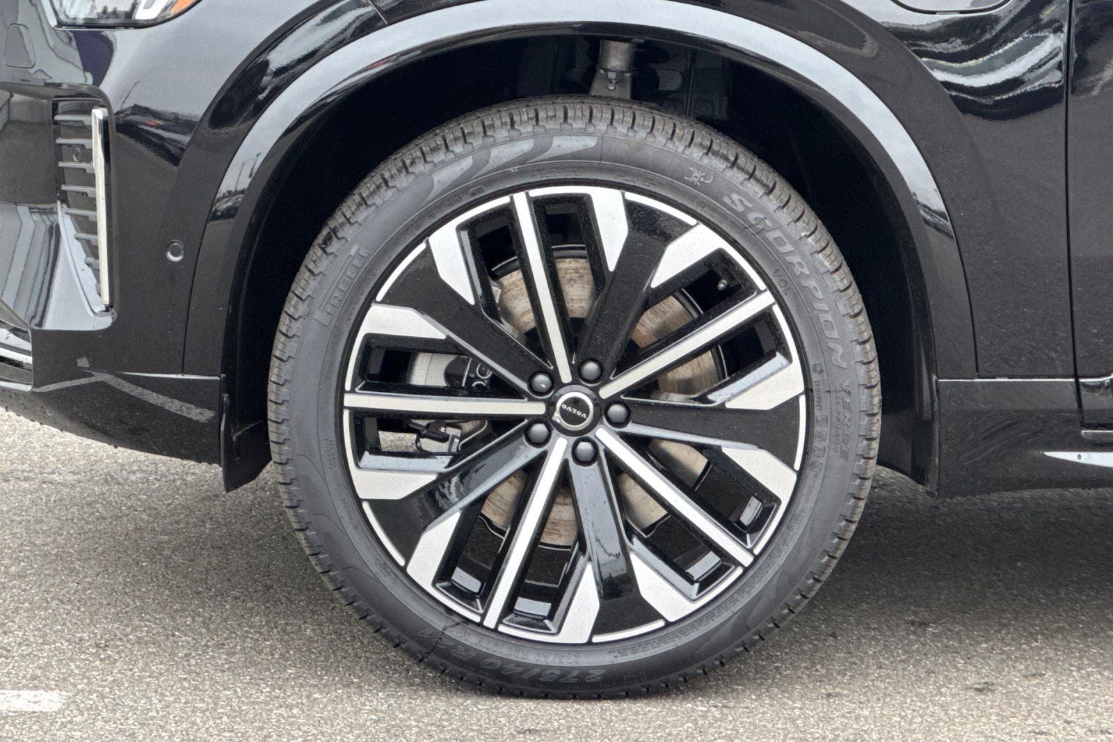 2026 Volvo XC90 Plug-In Hybrid T8 Plus 7 Passenger