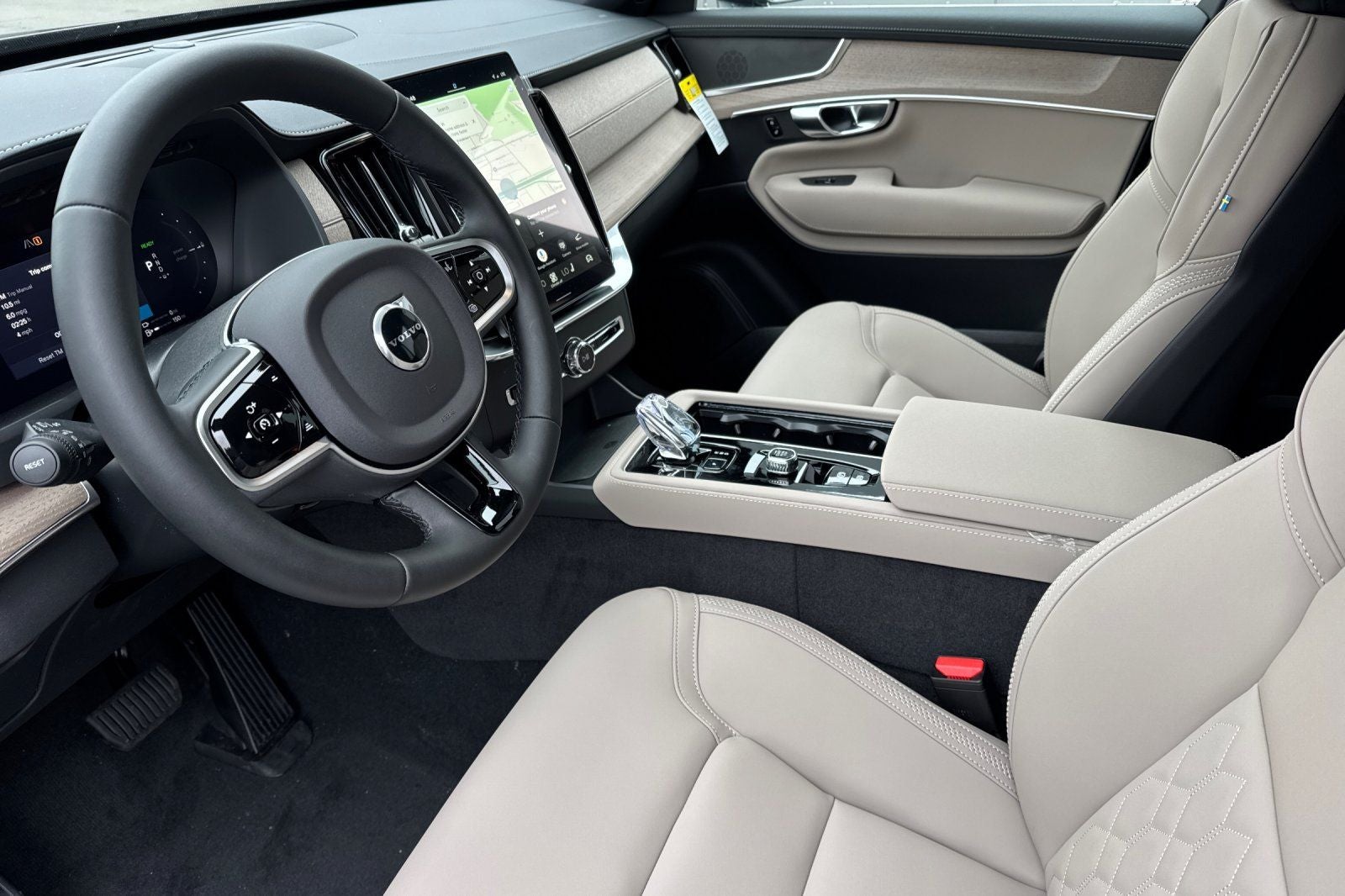 2026 Volvo XC90 Plug-In Hybrid T8 Plus 7 Passenger