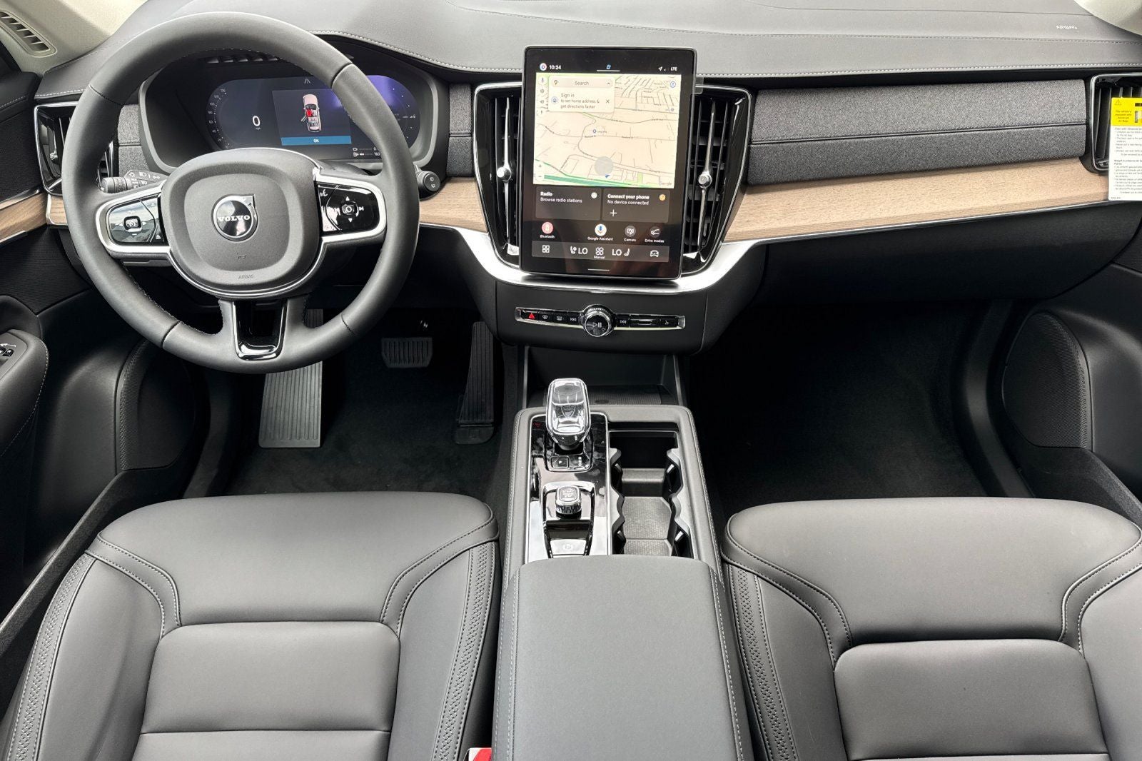 2026 Volvo XC90 Plug-In Hybrid T8 Plus 7 Passenger