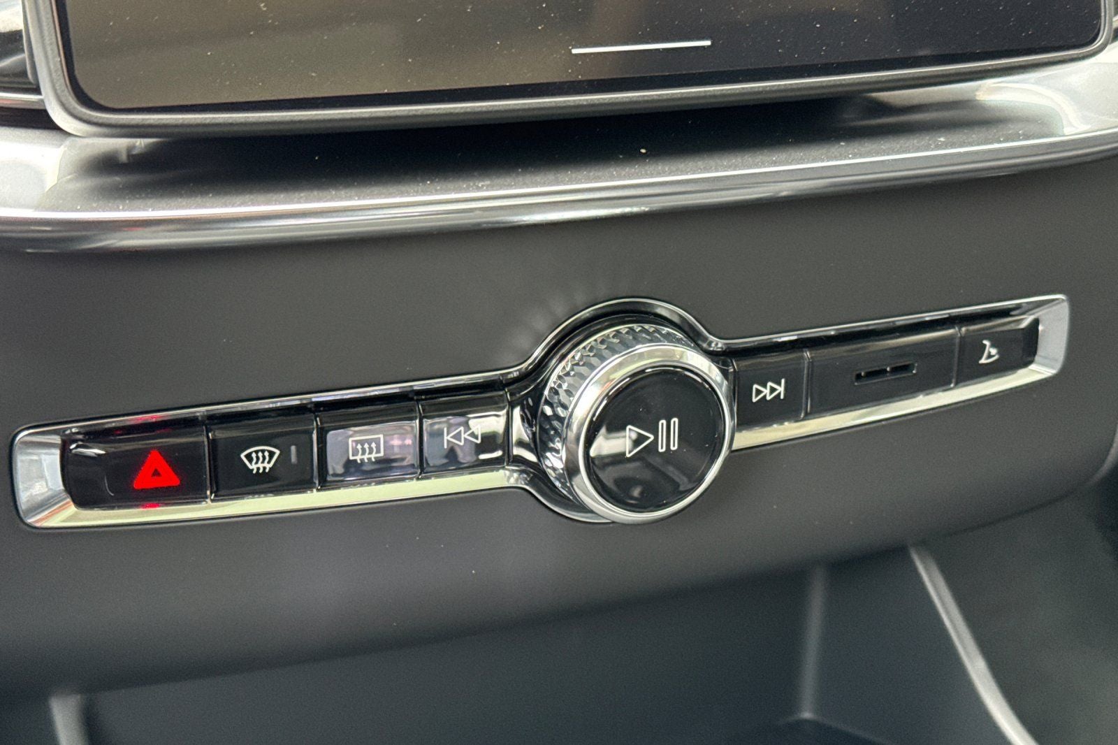 2026 Volvo XC90 Plug-In Hybrid T8 Plus 7 Passenger