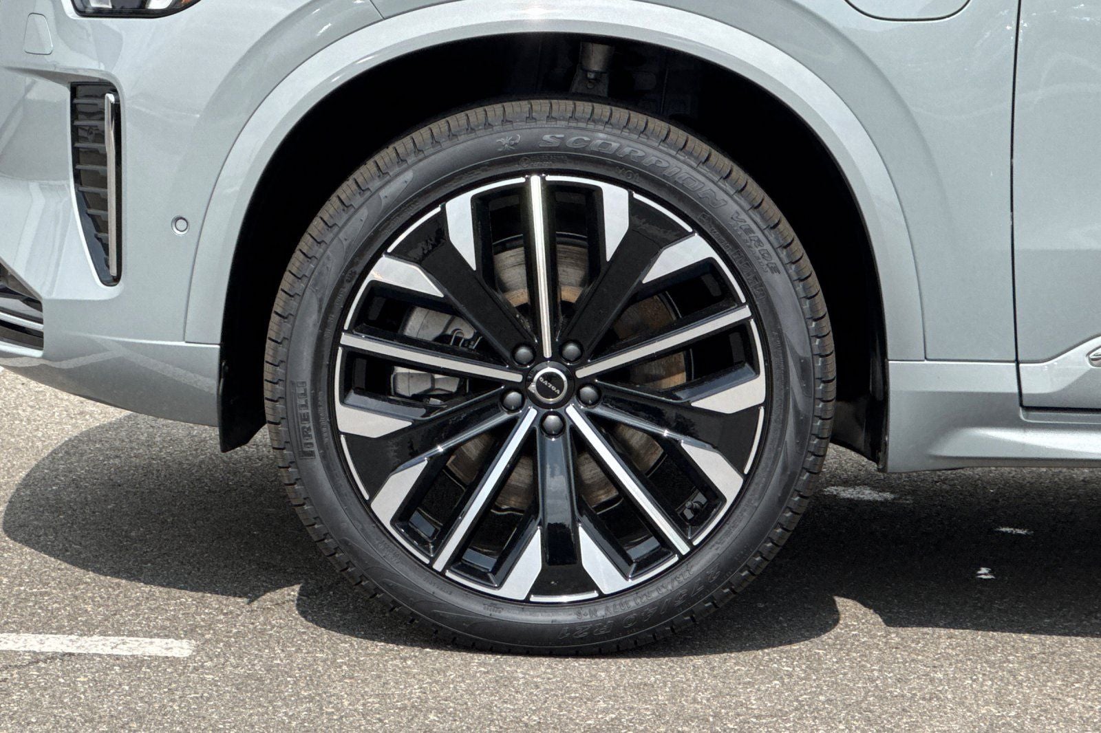 2026 Volvo XC90 Plug-In Hybrid T8 Plus 7 Passenger